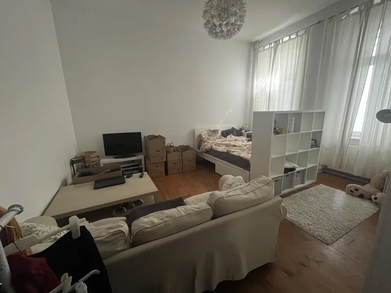 1-Zimmer-Wohnung: Nachmieter ab 01.10.2026 gesucht – unbefri. – Küche & Waschmaschine gegen Ablöse — photo 1